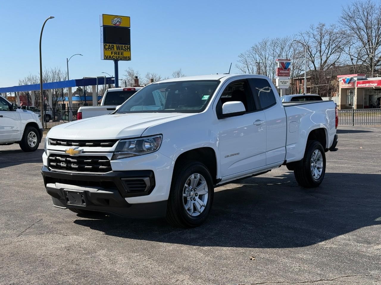 Chevrolet Colorado Vehicle Full-screen Gallery Image 04