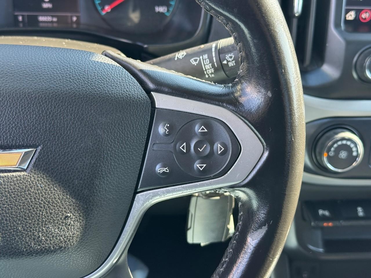 Chevrolet Colorado Vehicle Full-screen Gallery Image 17