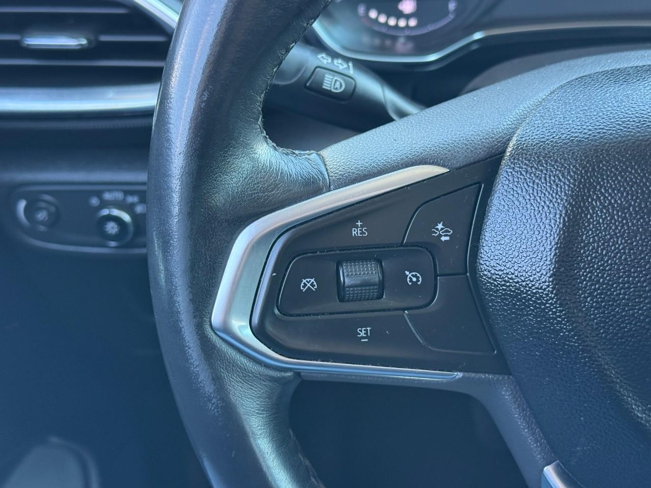 Chevrolet TrailBlazer Vehicle Full-screen Gallery Image 19