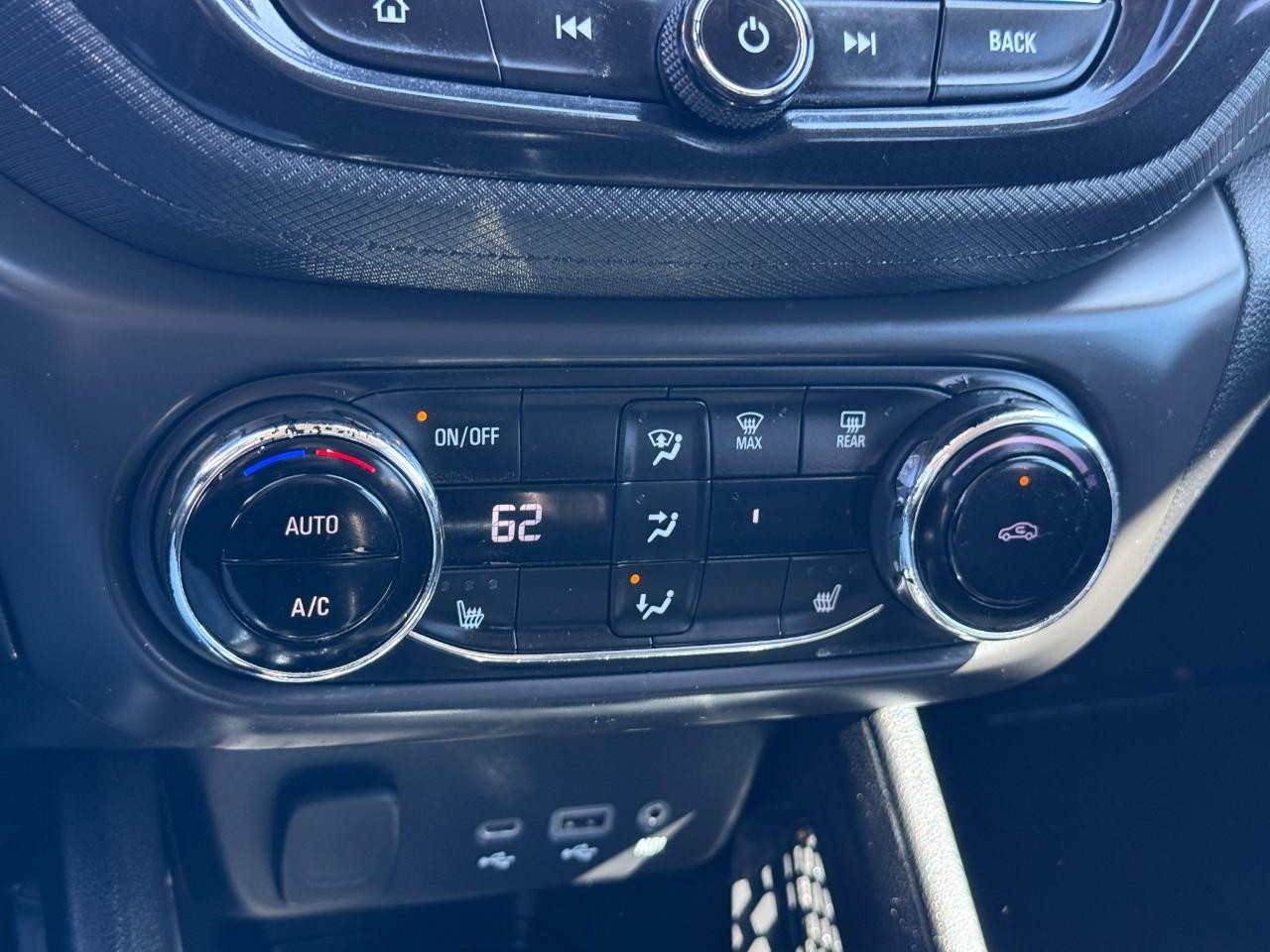 Chevrolet TrailBlazer Vehicle Full-screen Gallery Image 22