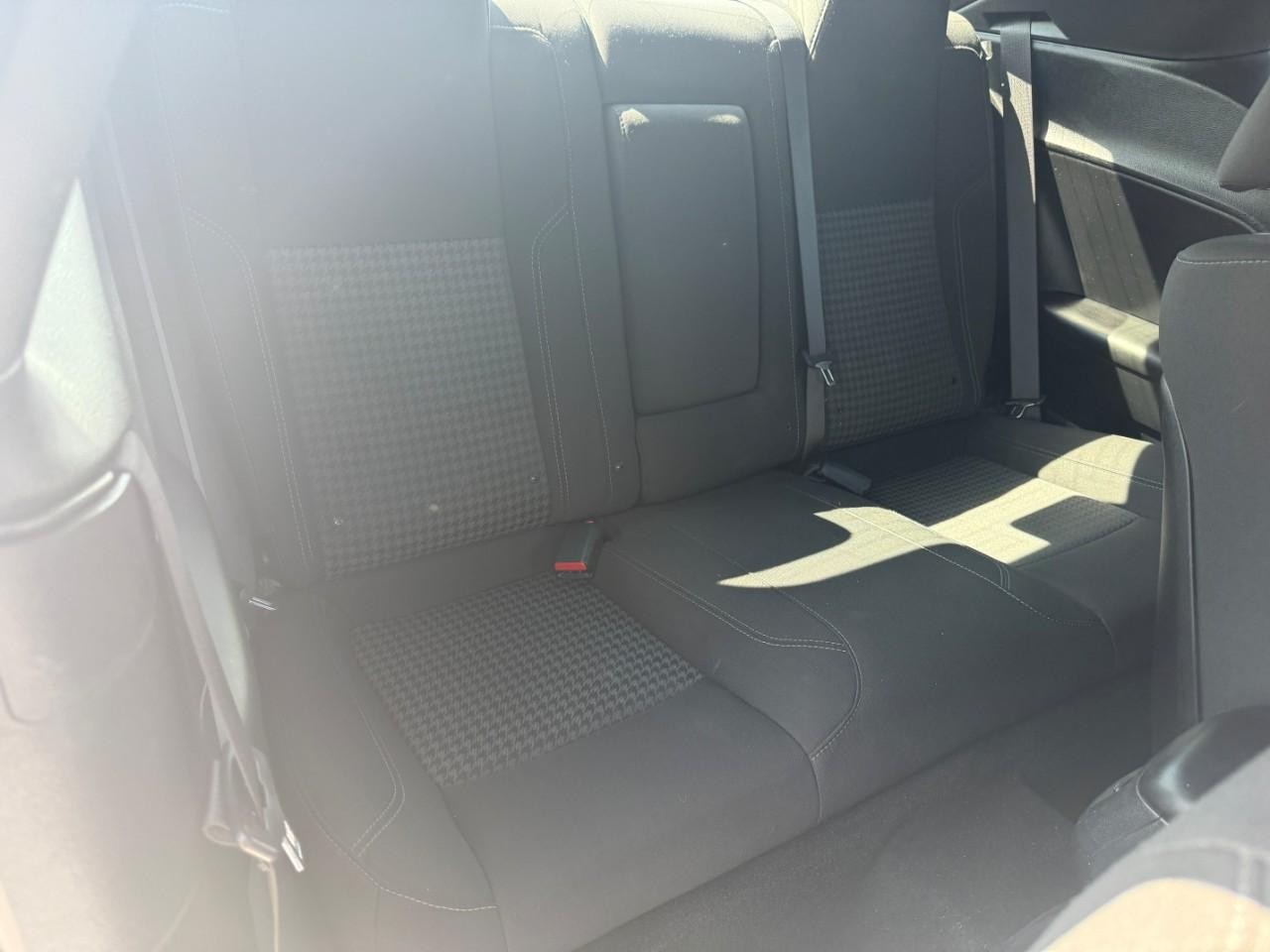 Dodge Challenger Vehicle Full-screen Gallery Image 11