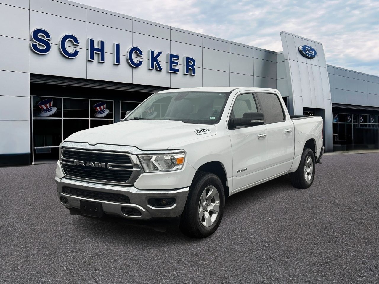 Ram 1500 Vehicle Full-screen Gallery Image 04