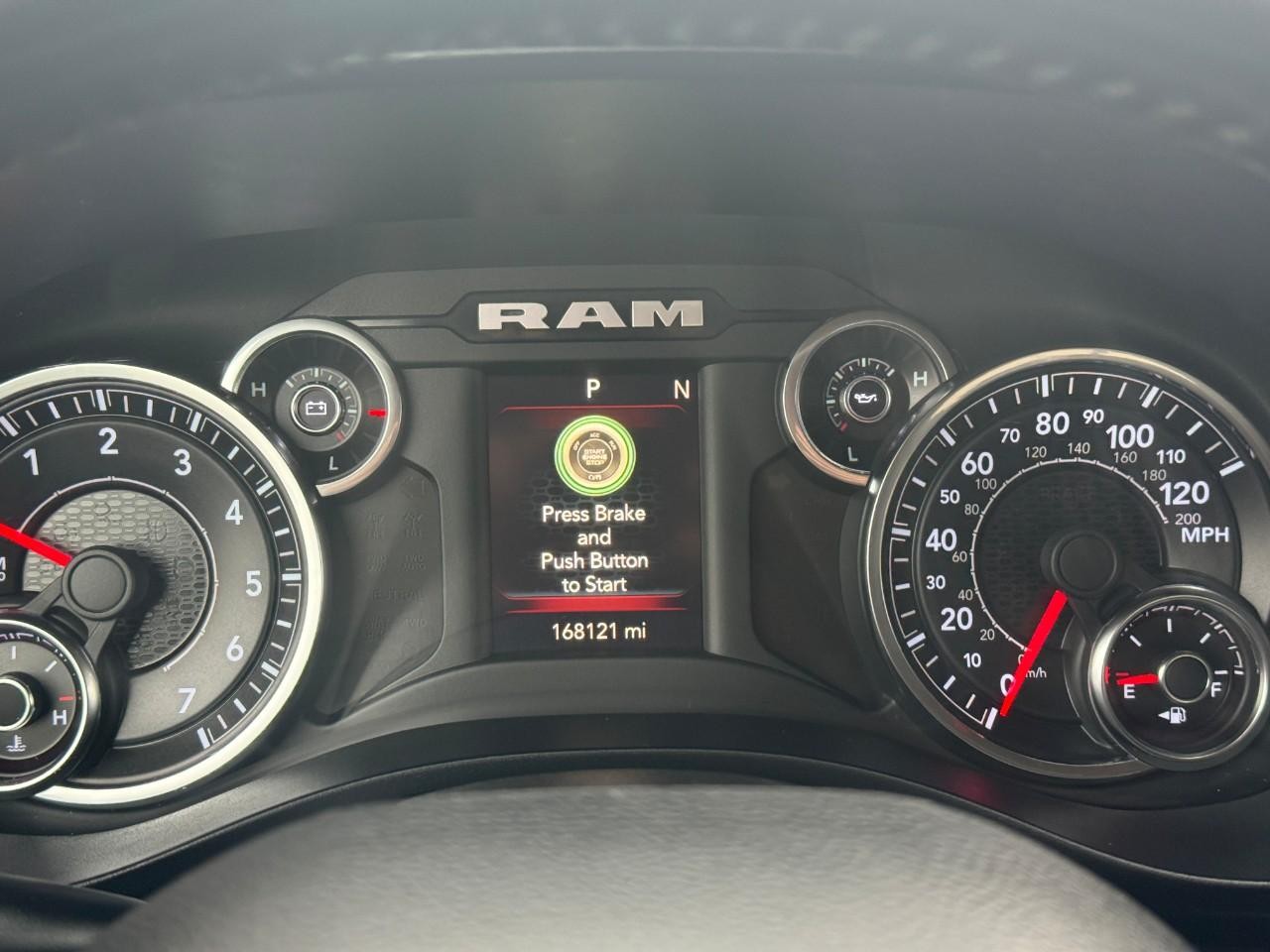 Ram 1500 Vehicle Full-screen Gallery Image 20