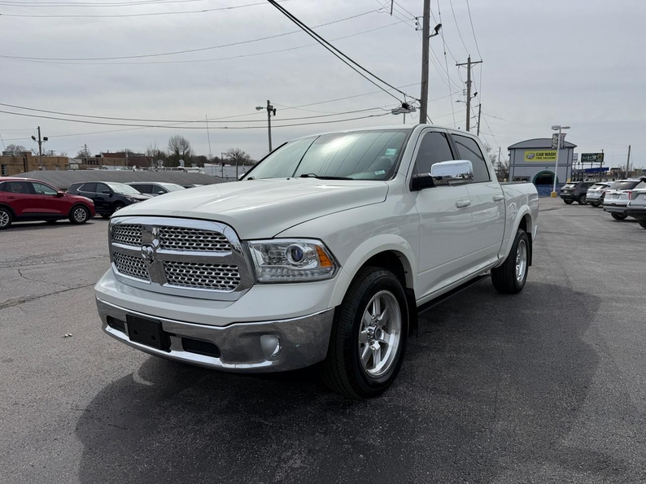 Ram 1500 Vehicle Full-screen Gallery Image 09