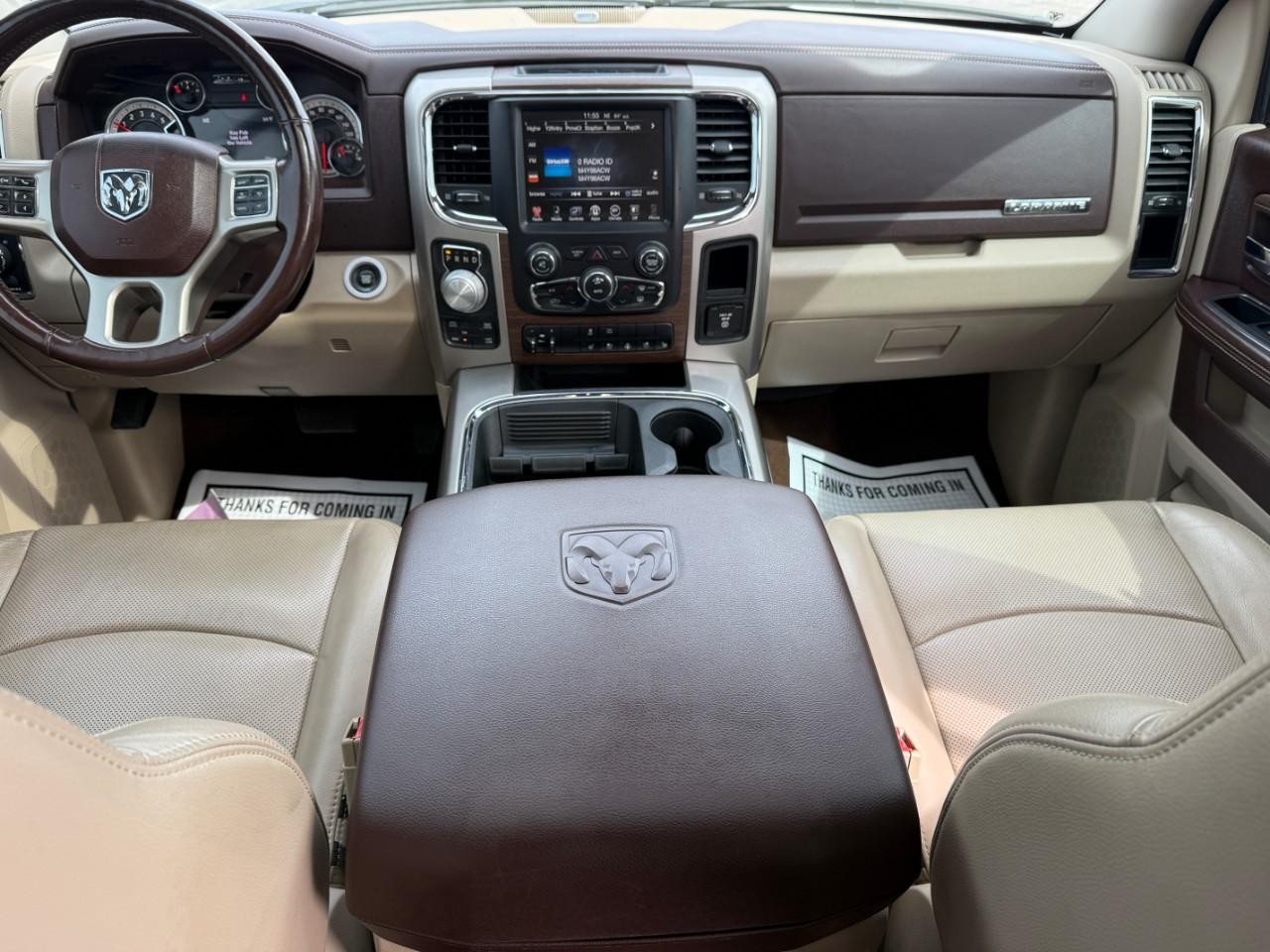 Ram 1500 Vehicle Full-screen Gallery Image 12