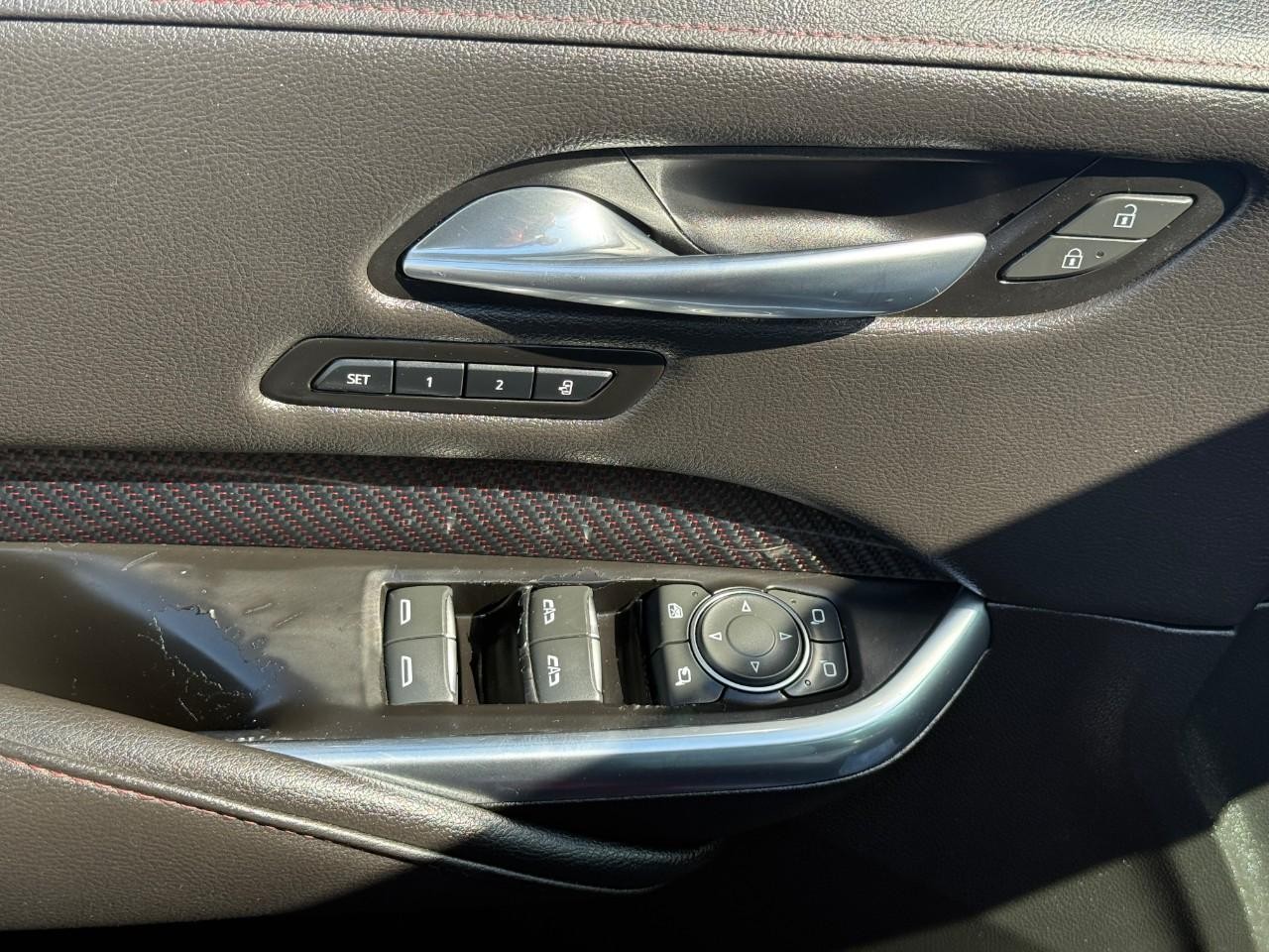 Cadillac XT4 Vehicle Full-screen Gallery Image 17