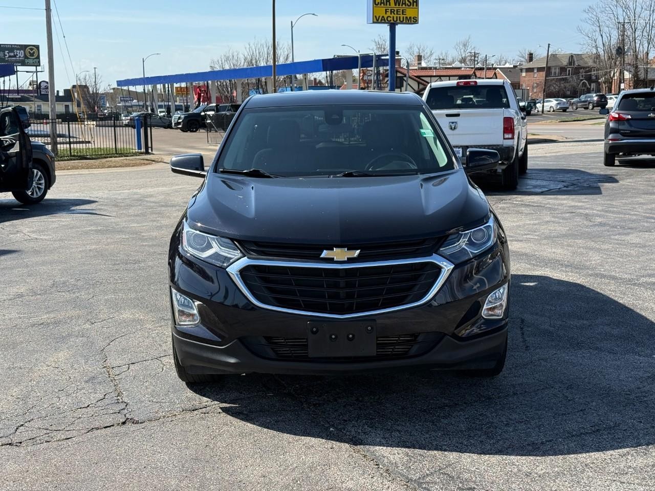 Chevrolet Equinox Vehicle Full-screen Gallery Image 06