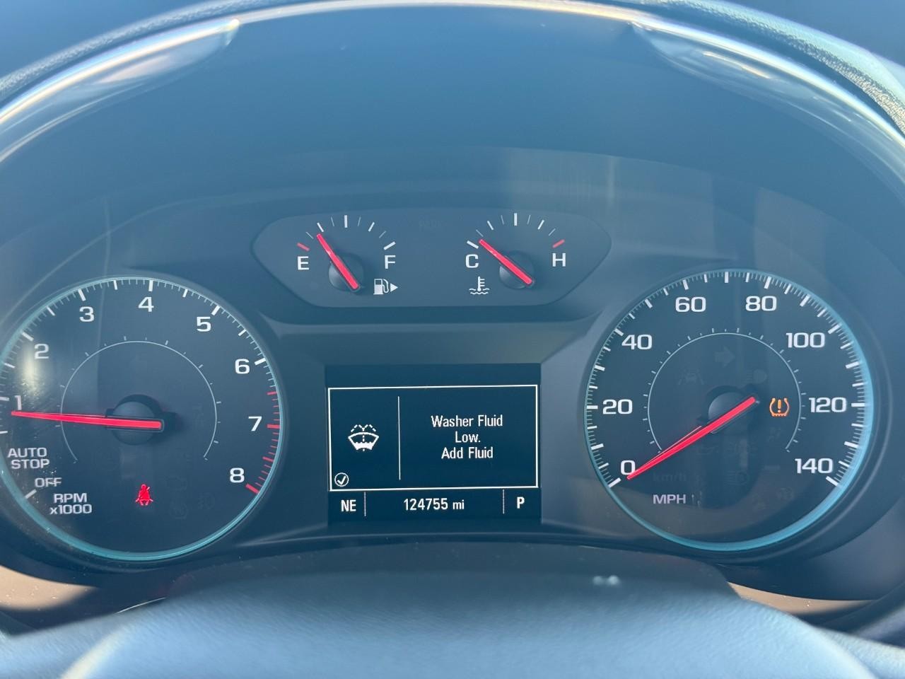 Chevrolet Malibu Vehicle Full-screen Gallery Image 22