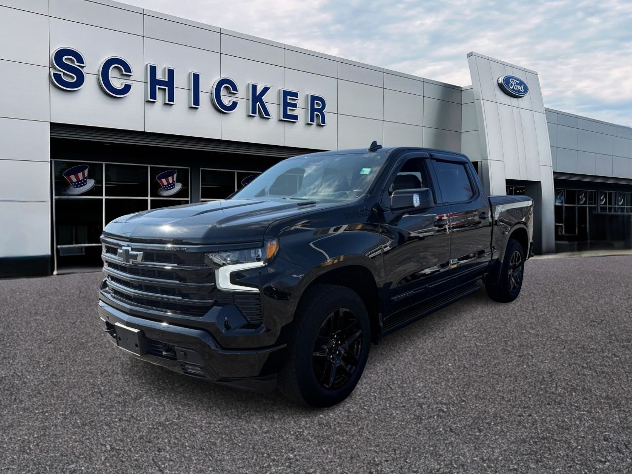 Chevrolet Silverado 1500 Vehicle Full-screen Gallery Image 03