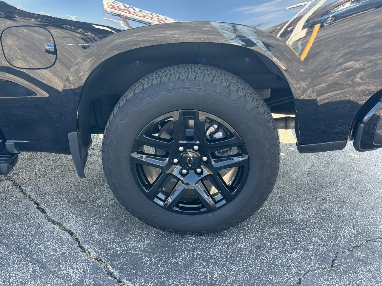 Chevrolet Silverado 1500 Vehicle Full-screen Gallery Image 06