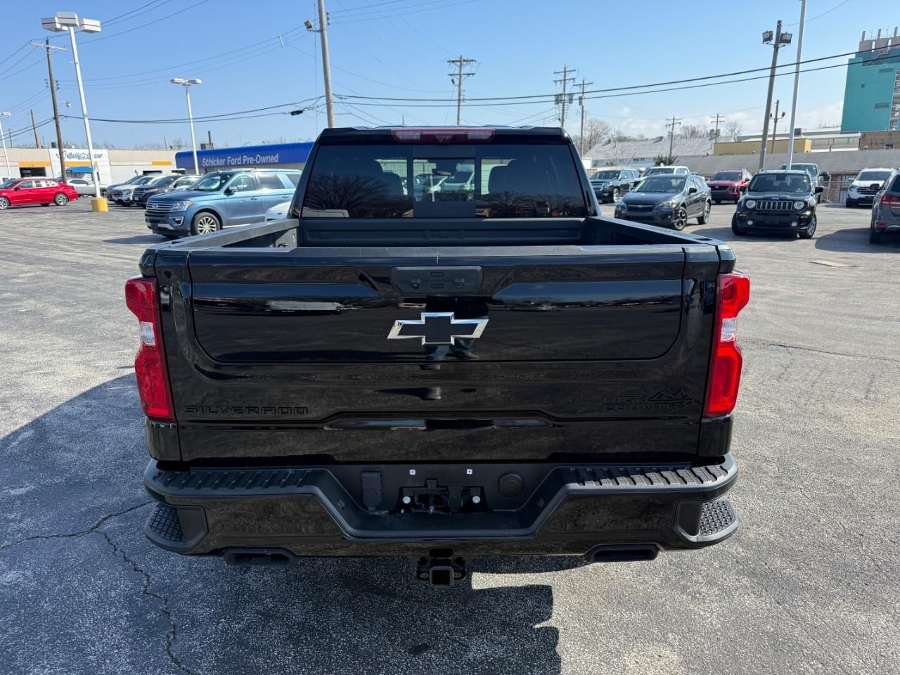 Chevrolet Silverado 1500 Vehicle Full-screen Gallery Image 08