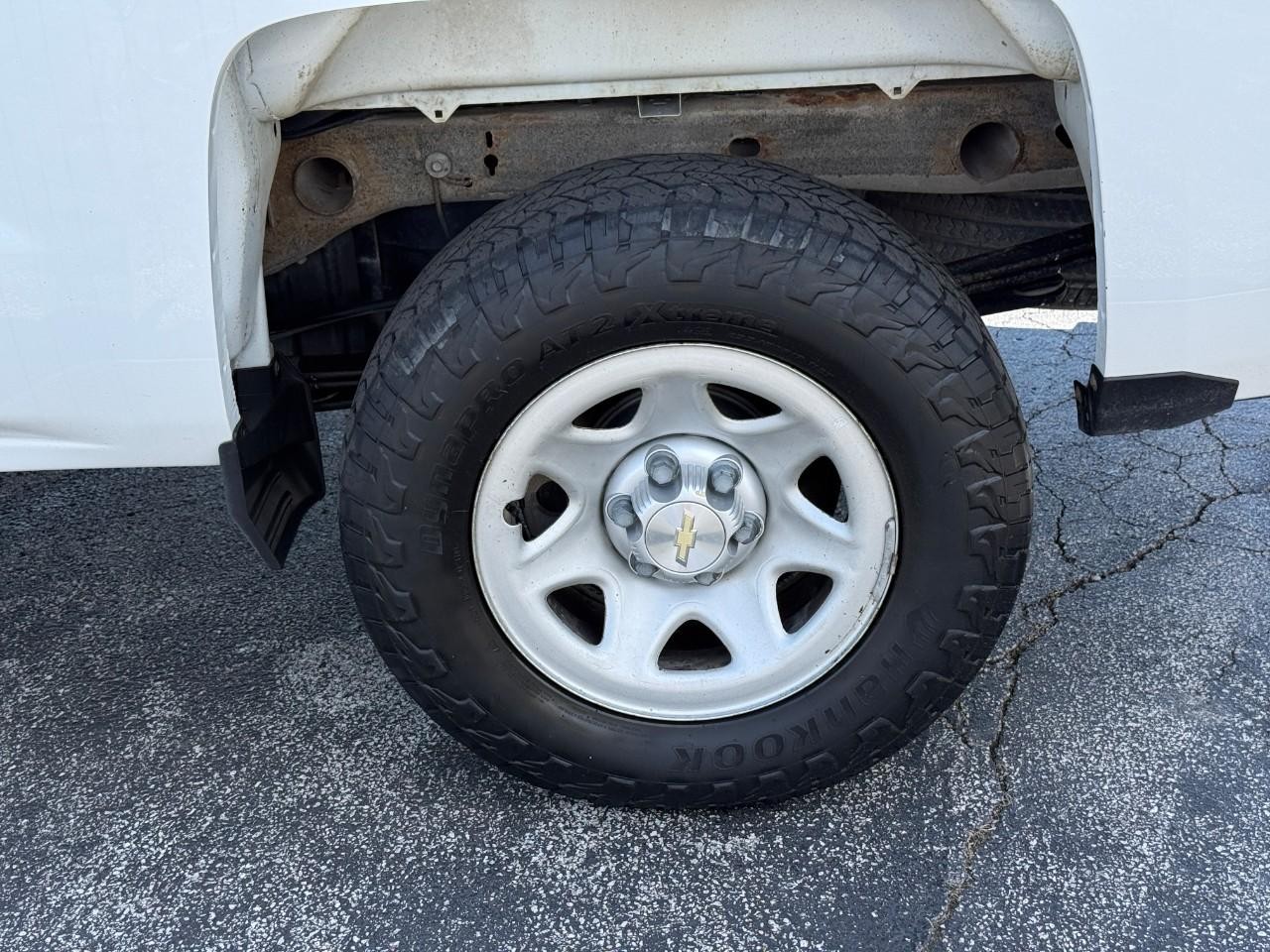 Chevrolet Silverado 1500 Vehicle Full-screen Gallery Image 06