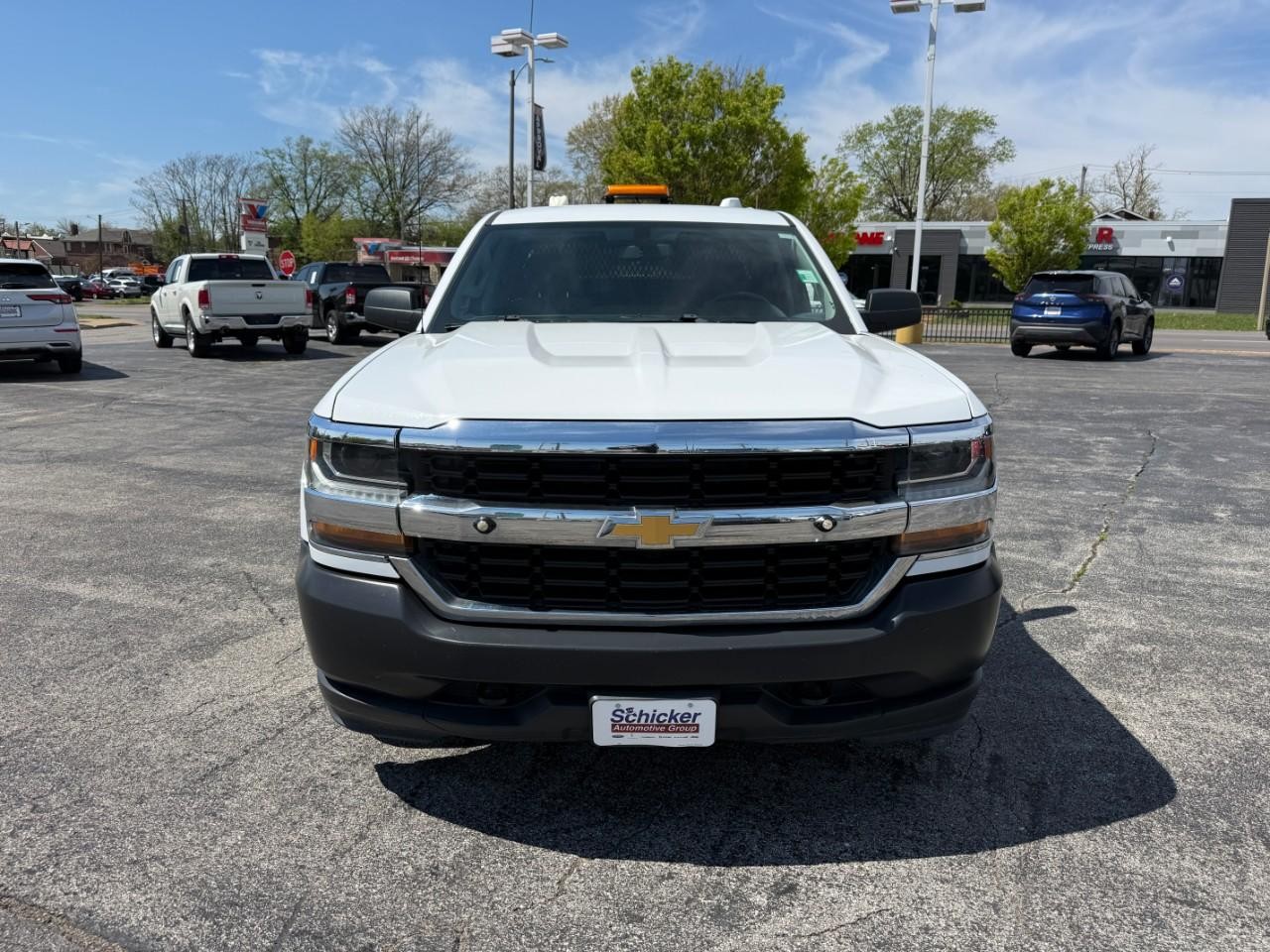 Chevrolet Silverado 1500 Vehicle Full-screen Gallery Image 07