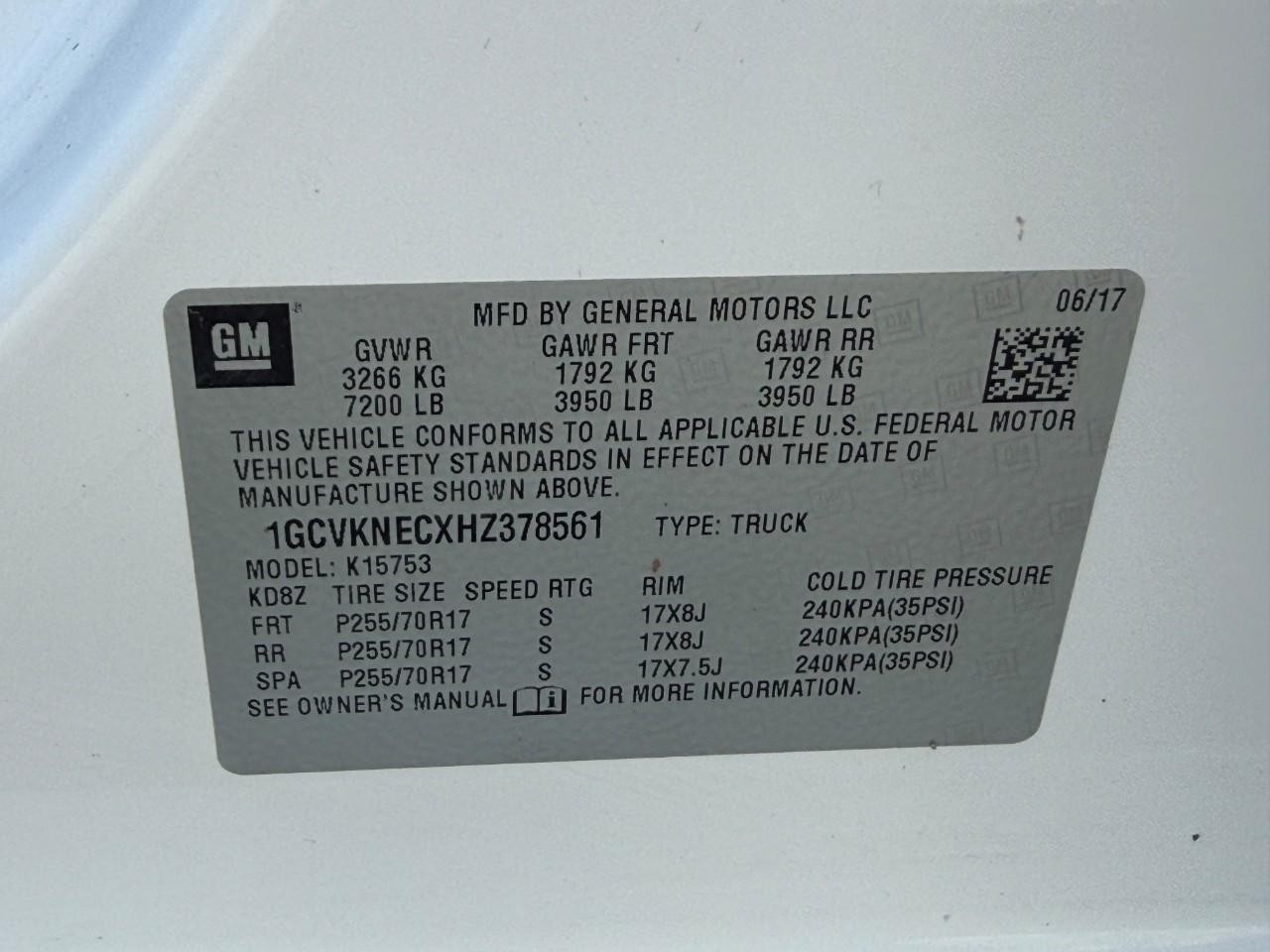 Chevrolet Silverado 1500 Vehicle Full-screen Gallery Image 14