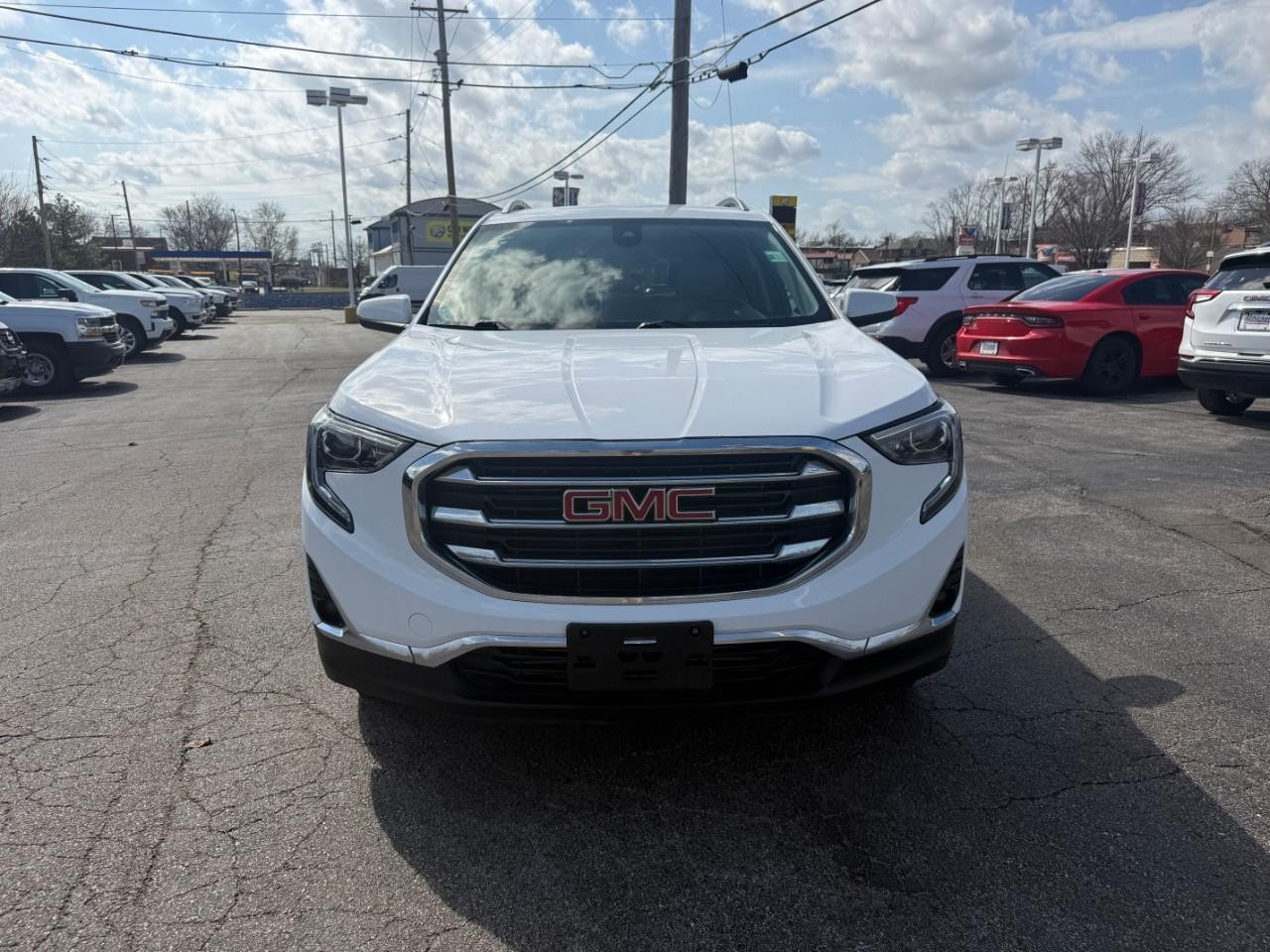 GMC Terrain Vehicle Full-screen Gallery Image 09