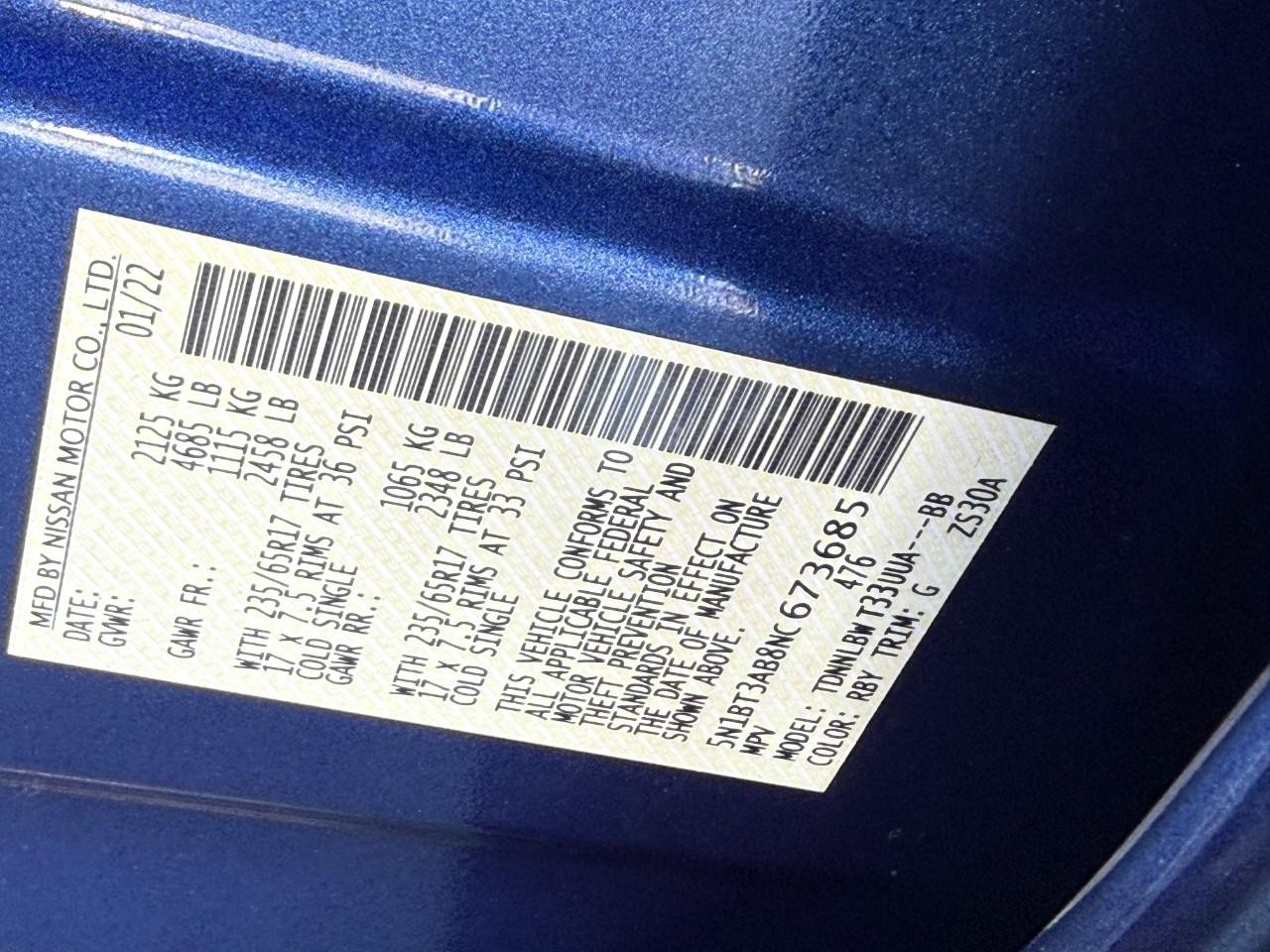 Nissan Rogue Vehicle Full-screen Gallery Image 25