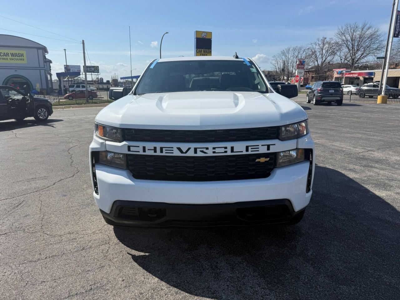 Chevrolet Silverado 1500 Vehicle Full-screen Gallery Image 06