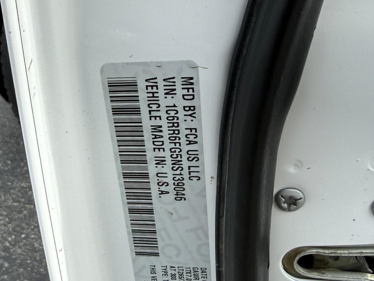 Ram 1500 Classic Vehicle Full-screen Gallery Image 22