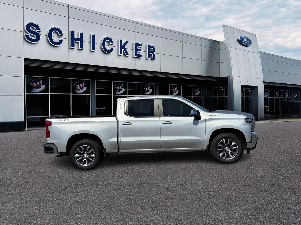 Chevrolet Silverado 1500 Vehicle Full-screen Gallery Image 04