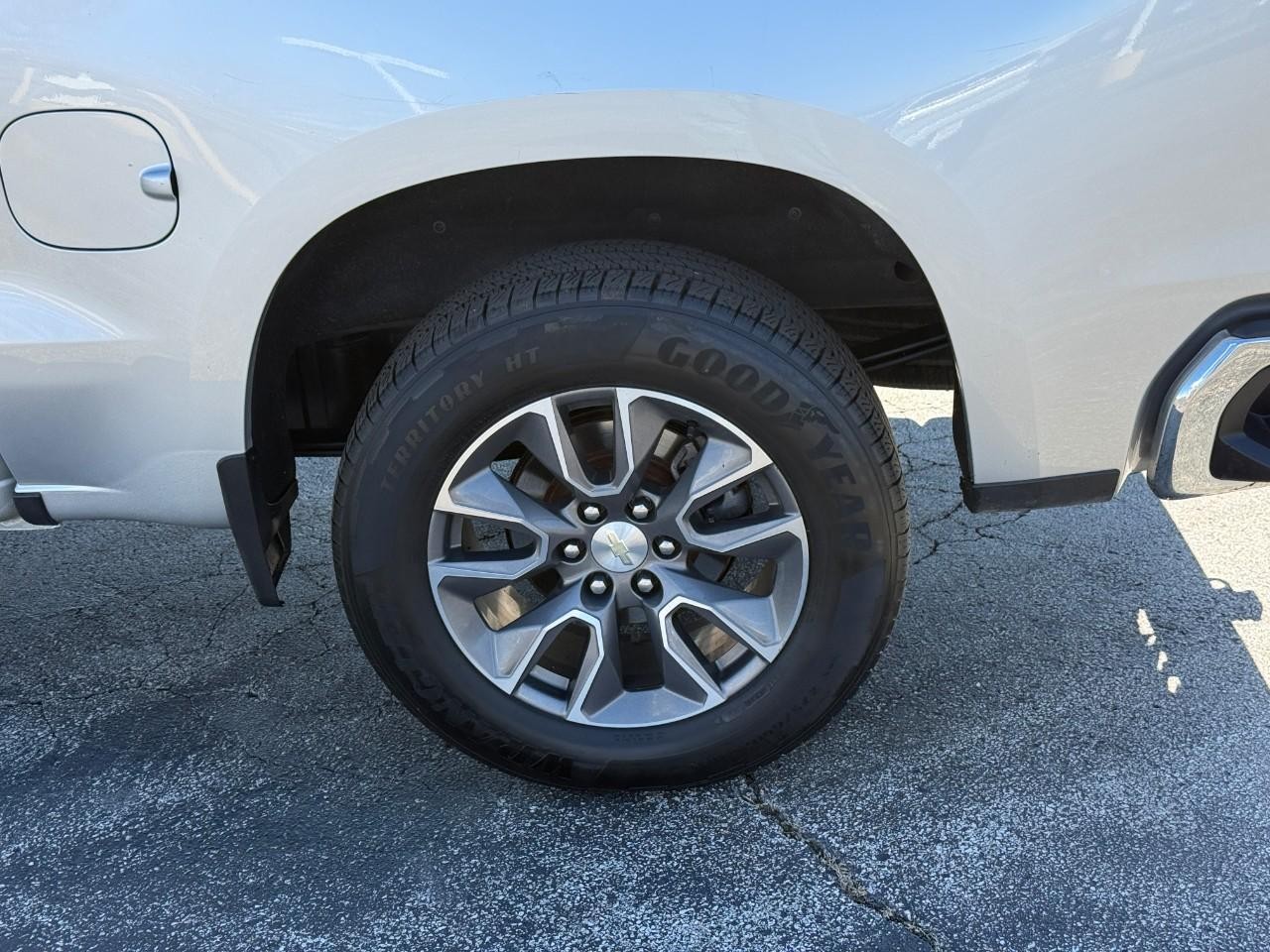 Chevrolet Silverado 1500 Vehicle Full-screen Gallery Image 08