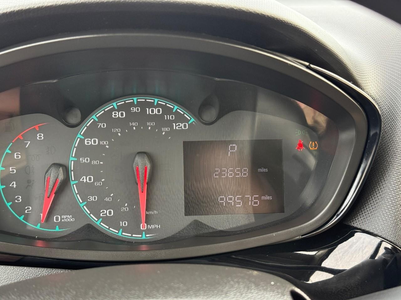 Chevrolet Spark Vehicle Full-screen Gallery Image 19