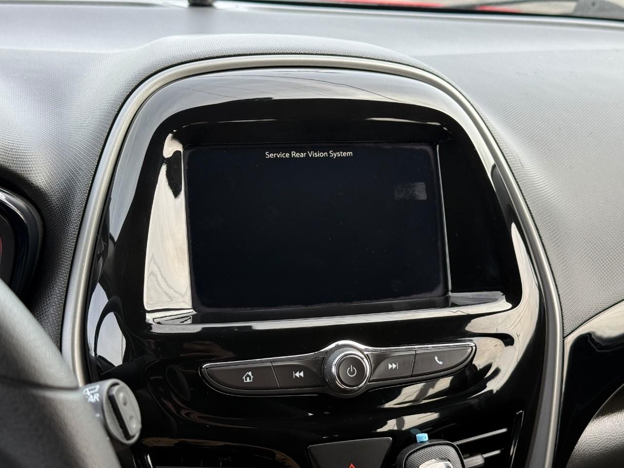 Chevrolet Spark Vehicle Full-screen Gallery Image 20