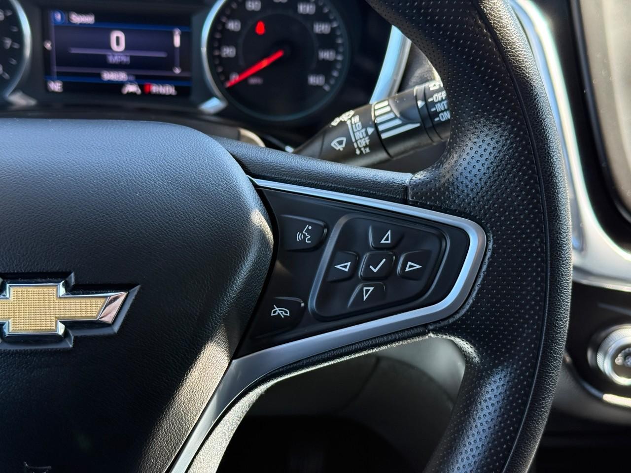 Chevrolet Equinox Vehicle Full-screen Gallery Image 20