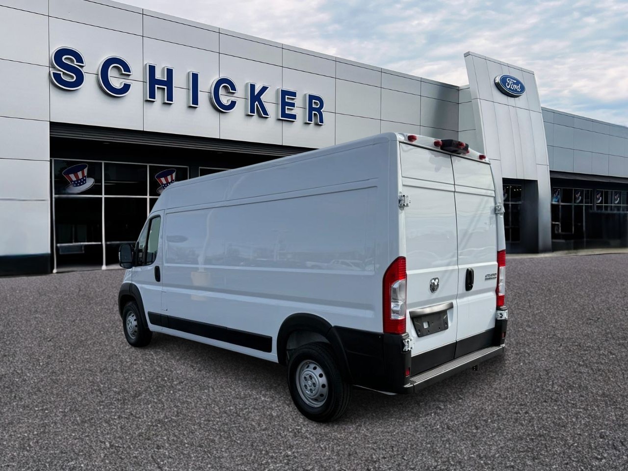 Ram ProMaster Cargo Van Vehicle Full-screen Gallery Image 03