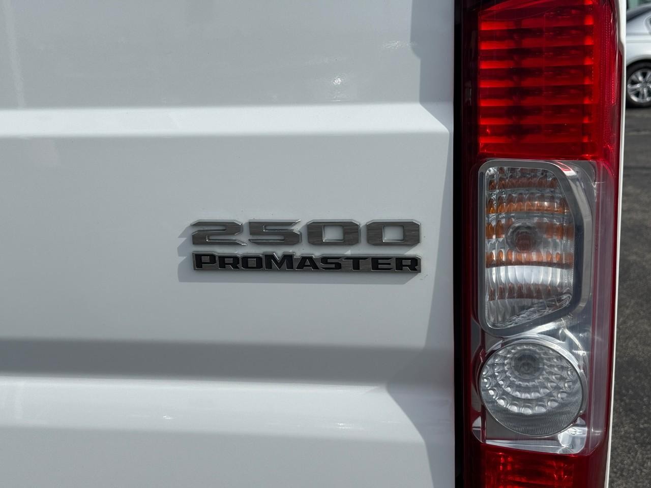 Ram ProMaster Cargo Van Vehicle Full-screen Gallery Image 06