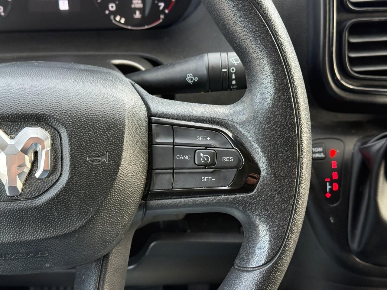 Ram ProMaster Cargo Van Vehicle Full-screen Gallery Image 17