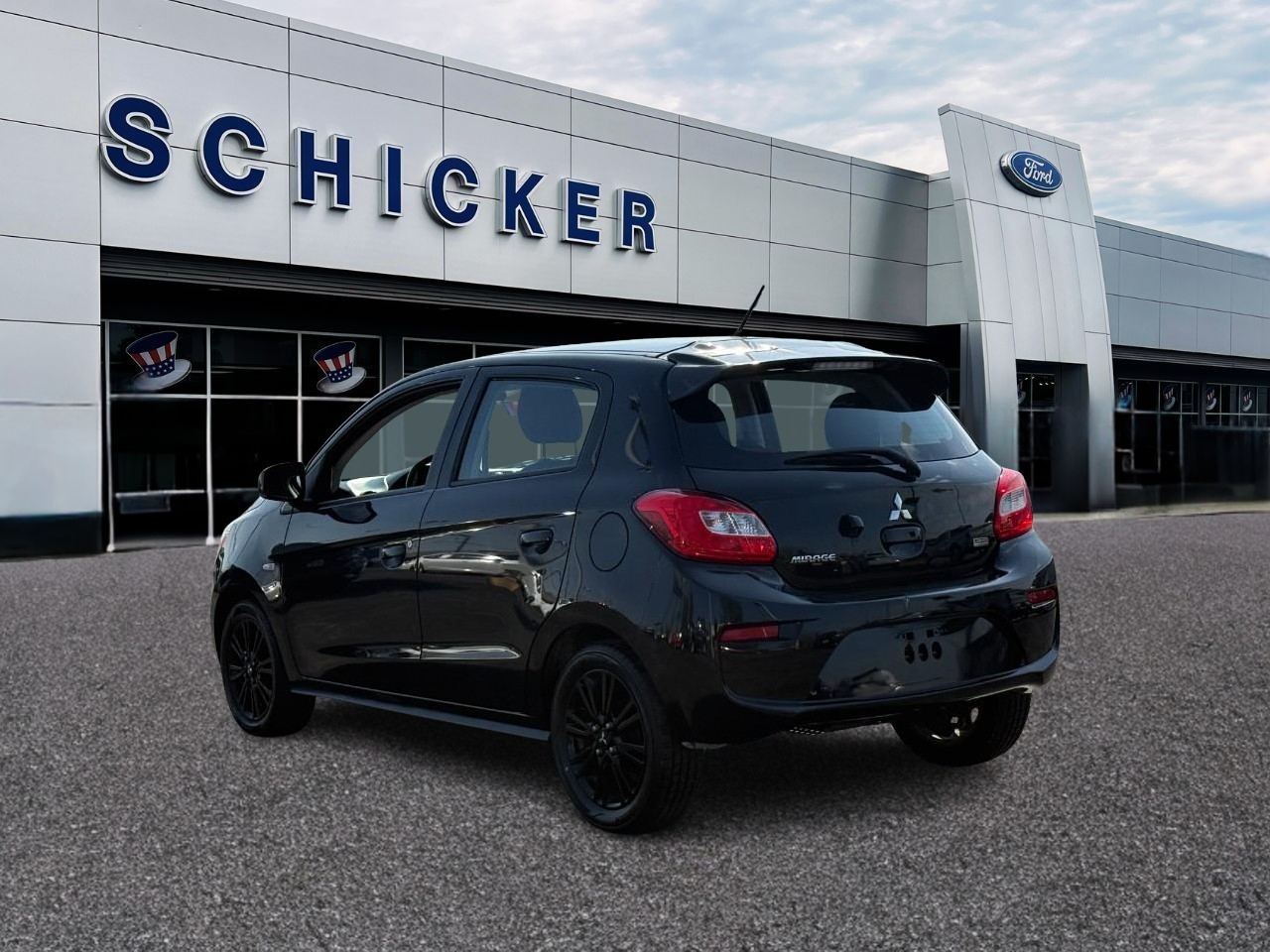 Mitsubishi Mirage Vehicle Full-screen Gallery Image 03