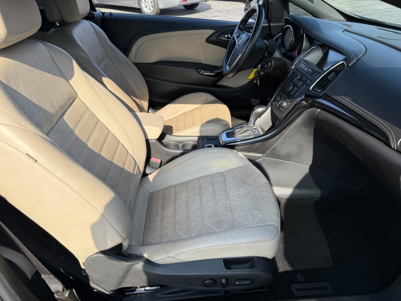 Buick Cascada Vehicle Full-screen Gallery Image 09