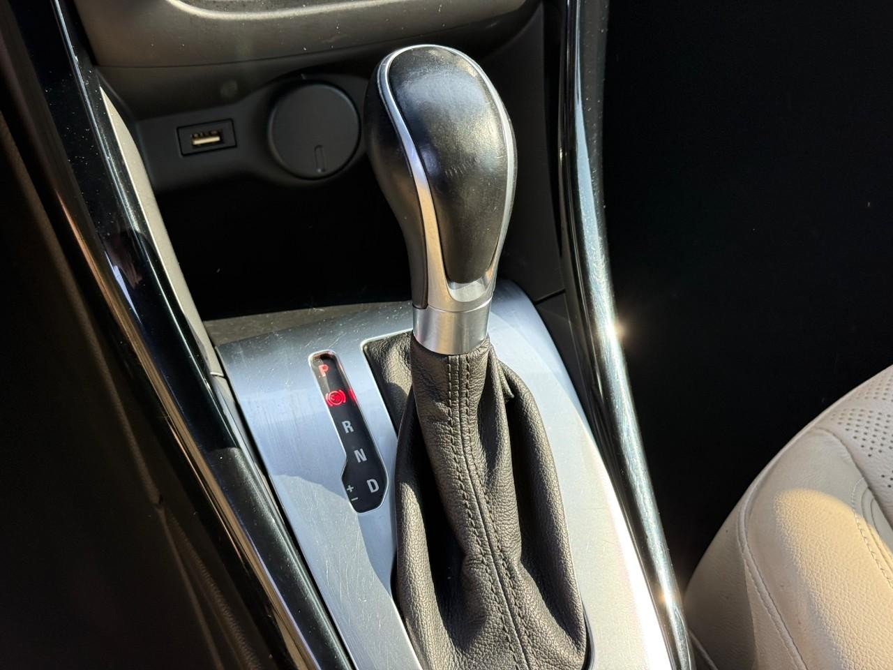 Buick Cascada Vehicle Full-screen Gallery Image 16