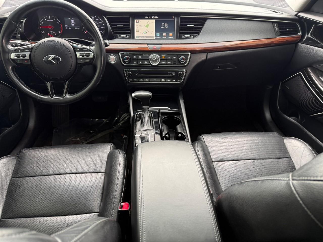 Kia Cadenza Vehicle Full-screen Gallery Image 10