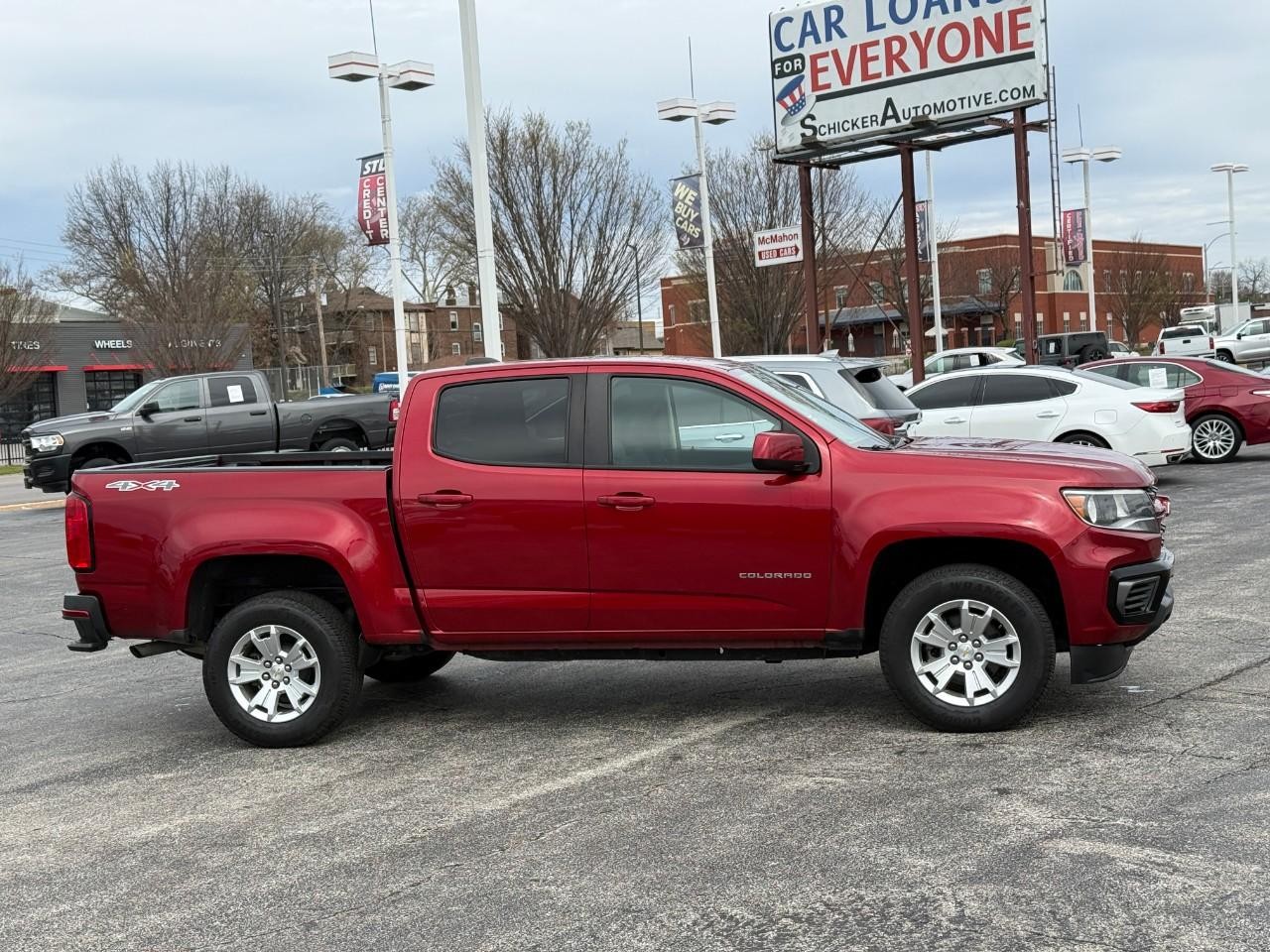 Chevrolet Colorado Vehicle Full-screen Gallery Image 05