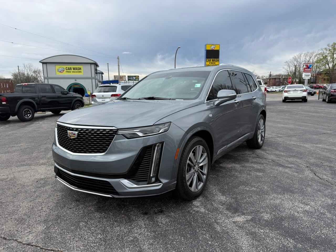 Cadillac XT6 Vehicle Full-screen Gallery Image 04
