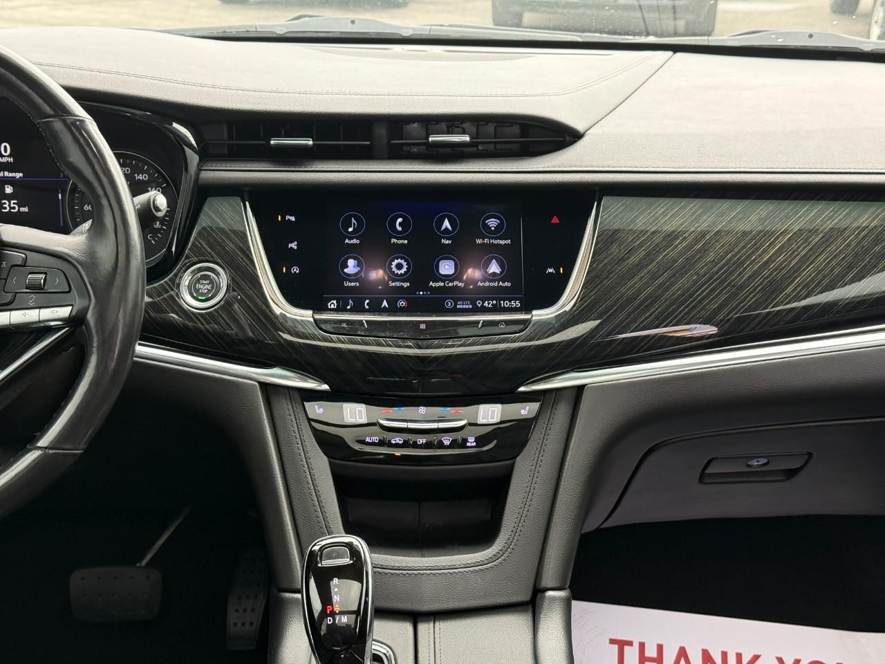Cadillac XT6 Vehicle Full-screen Gallery Image 15