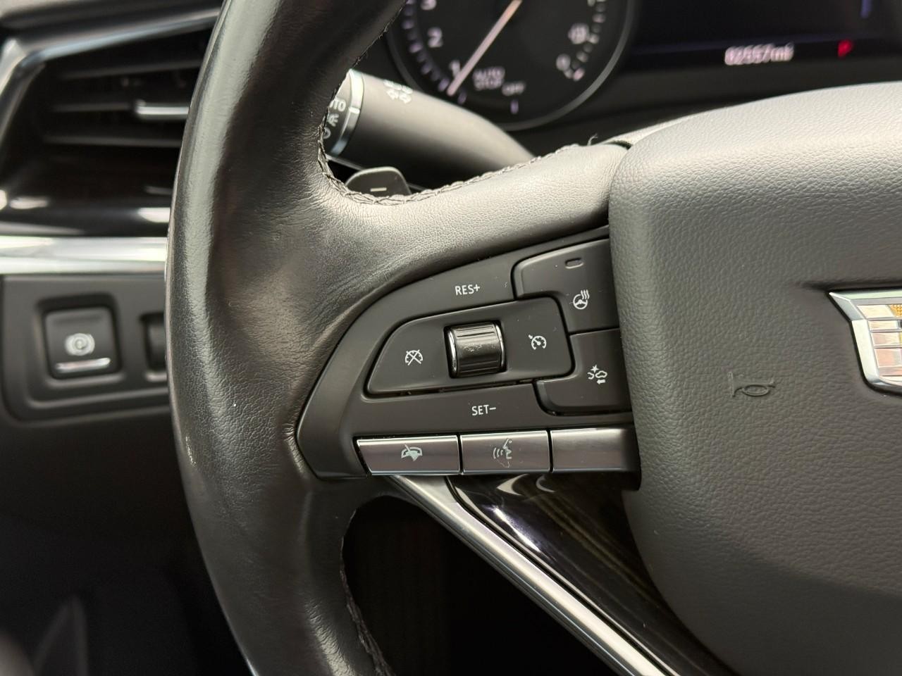 Cadillac XT6 Vehicle Full-screen Gallery Image 23