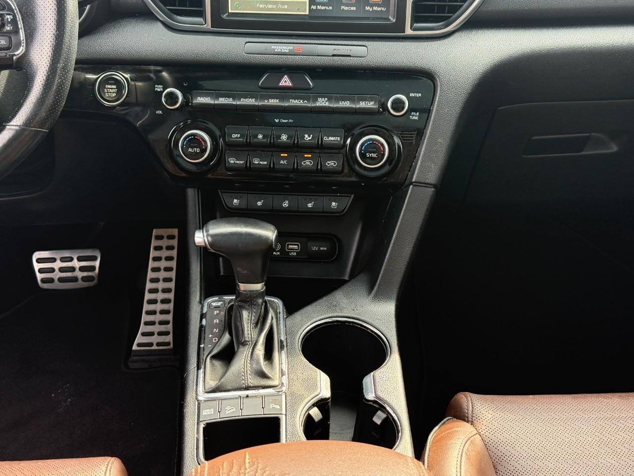 Kia Sportage Vehicle Full-screen Gallery Image 15