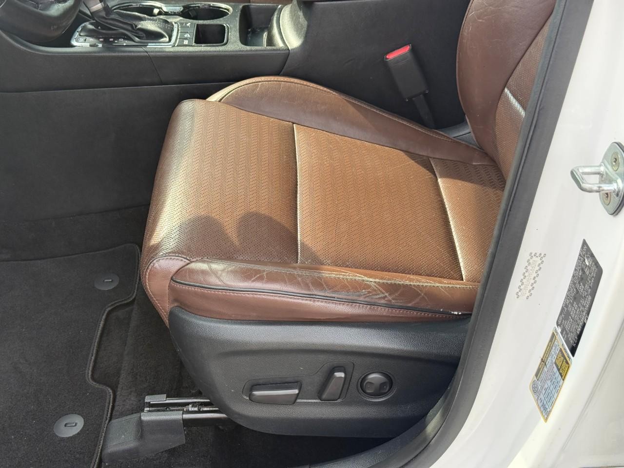 Kia Sportage Vehicle Full-screen Gallery Image 17