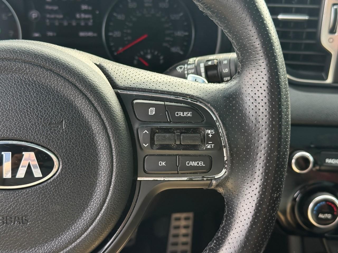 Kia Sportage Vehicle Full-screen Gallery Image 20