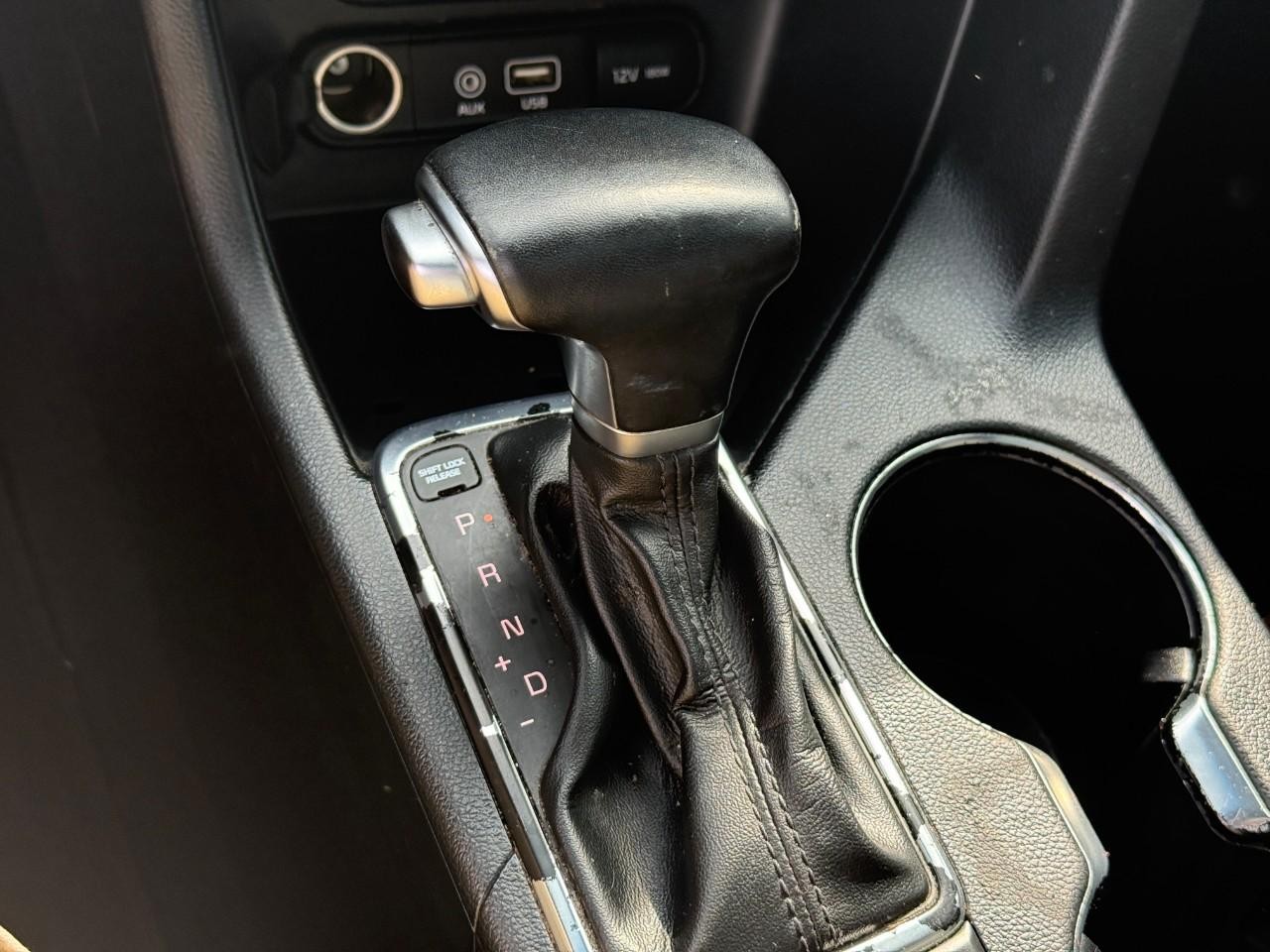 Kia Sportage Vehicle Full-screen Gallery Image 22