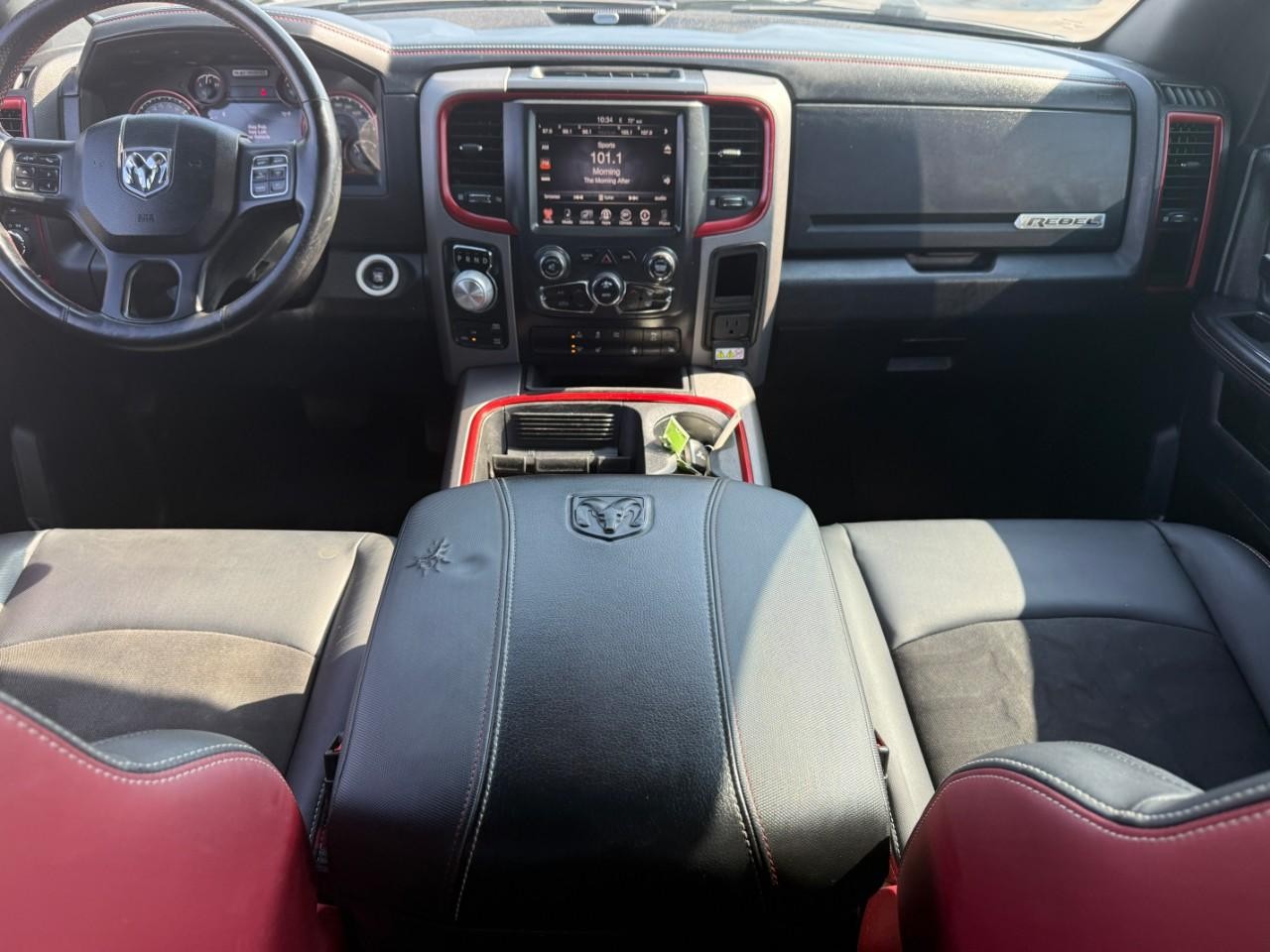 Ram 1500 Vehicle Full-screen Gallery Image 11