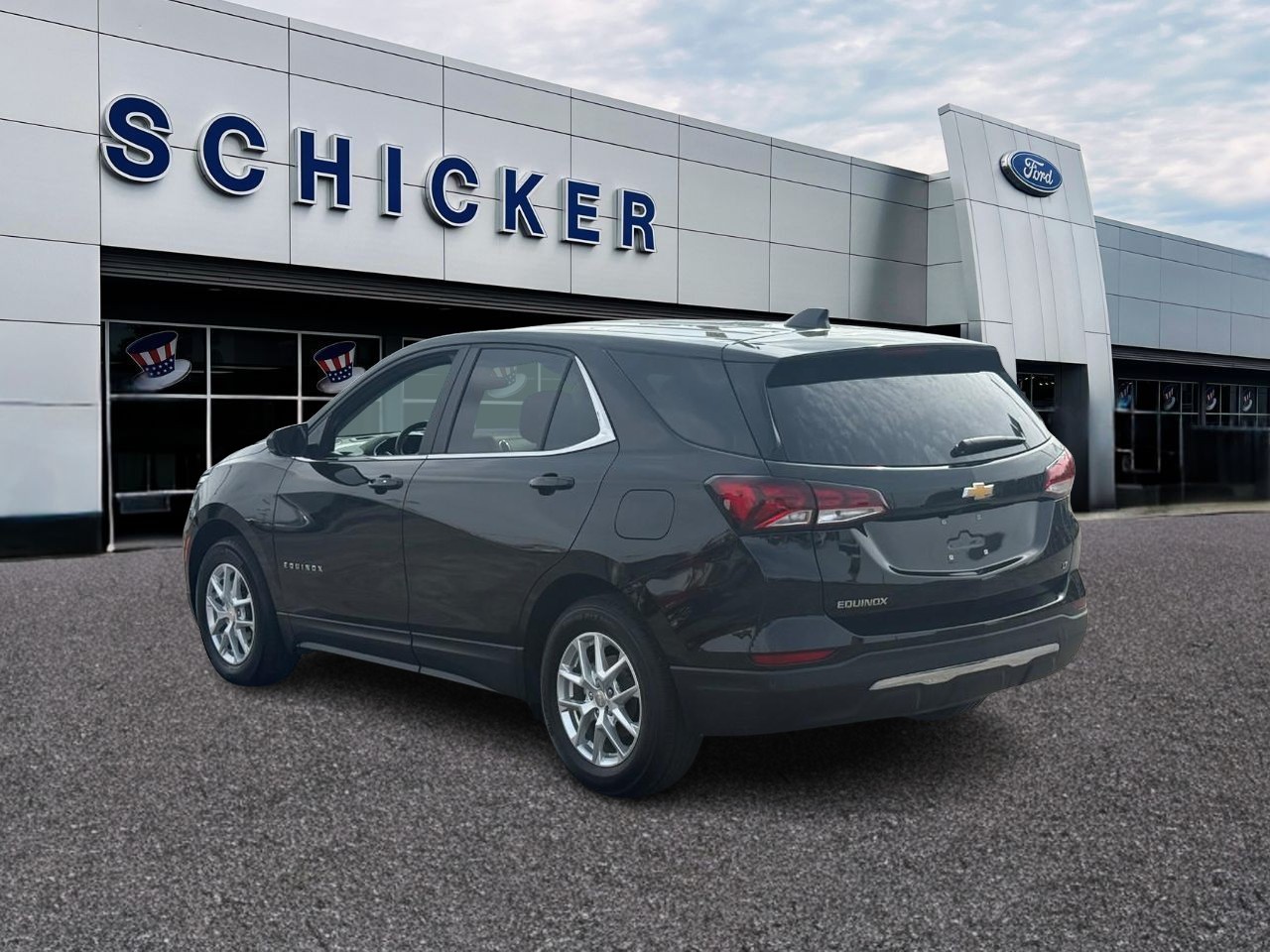 Chevrolet Equinox Vehicle Full-screen Gallery Image 03