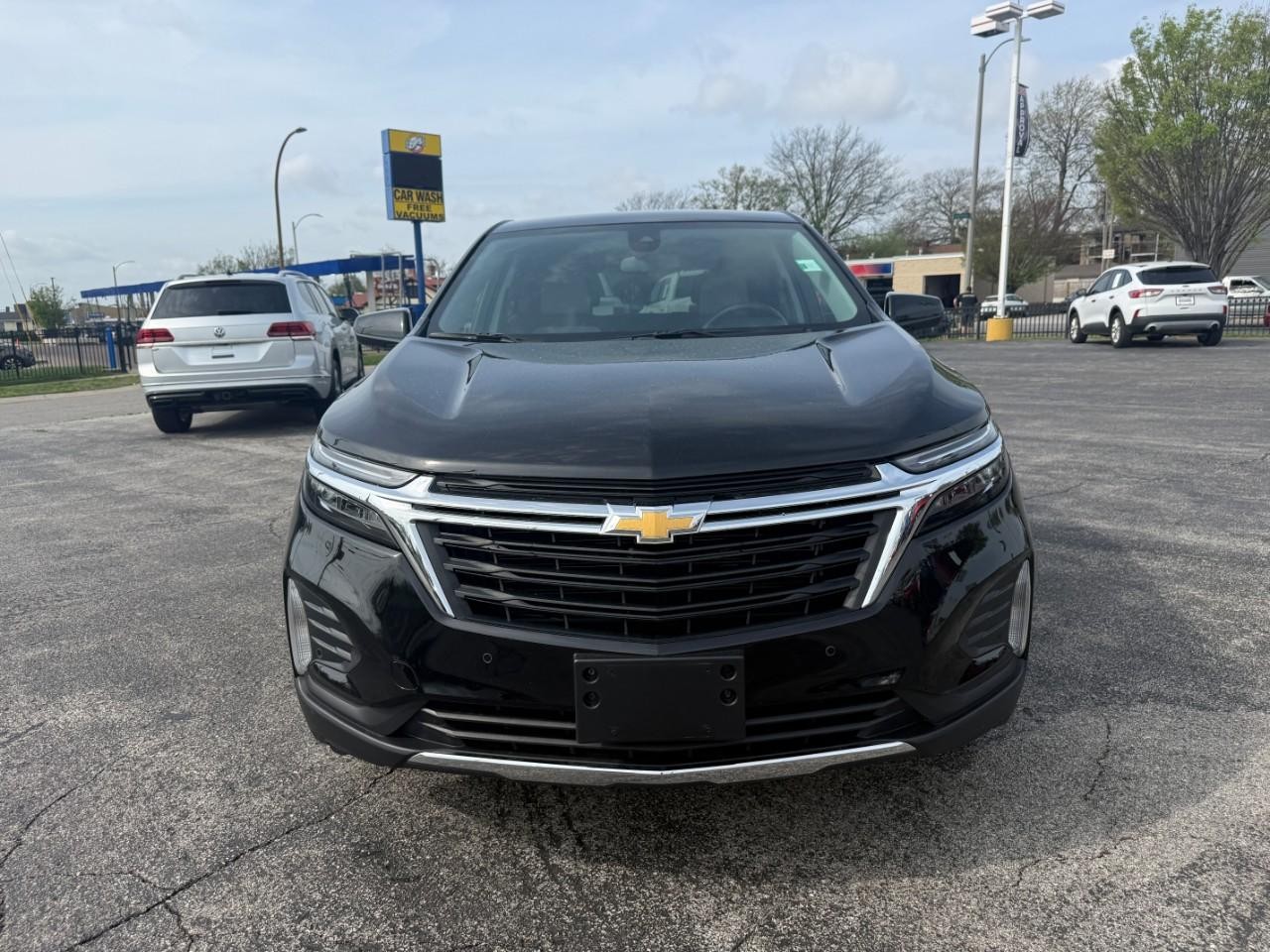 Chevrolet Equinox Vehicle Full-screen Gallery Image 09