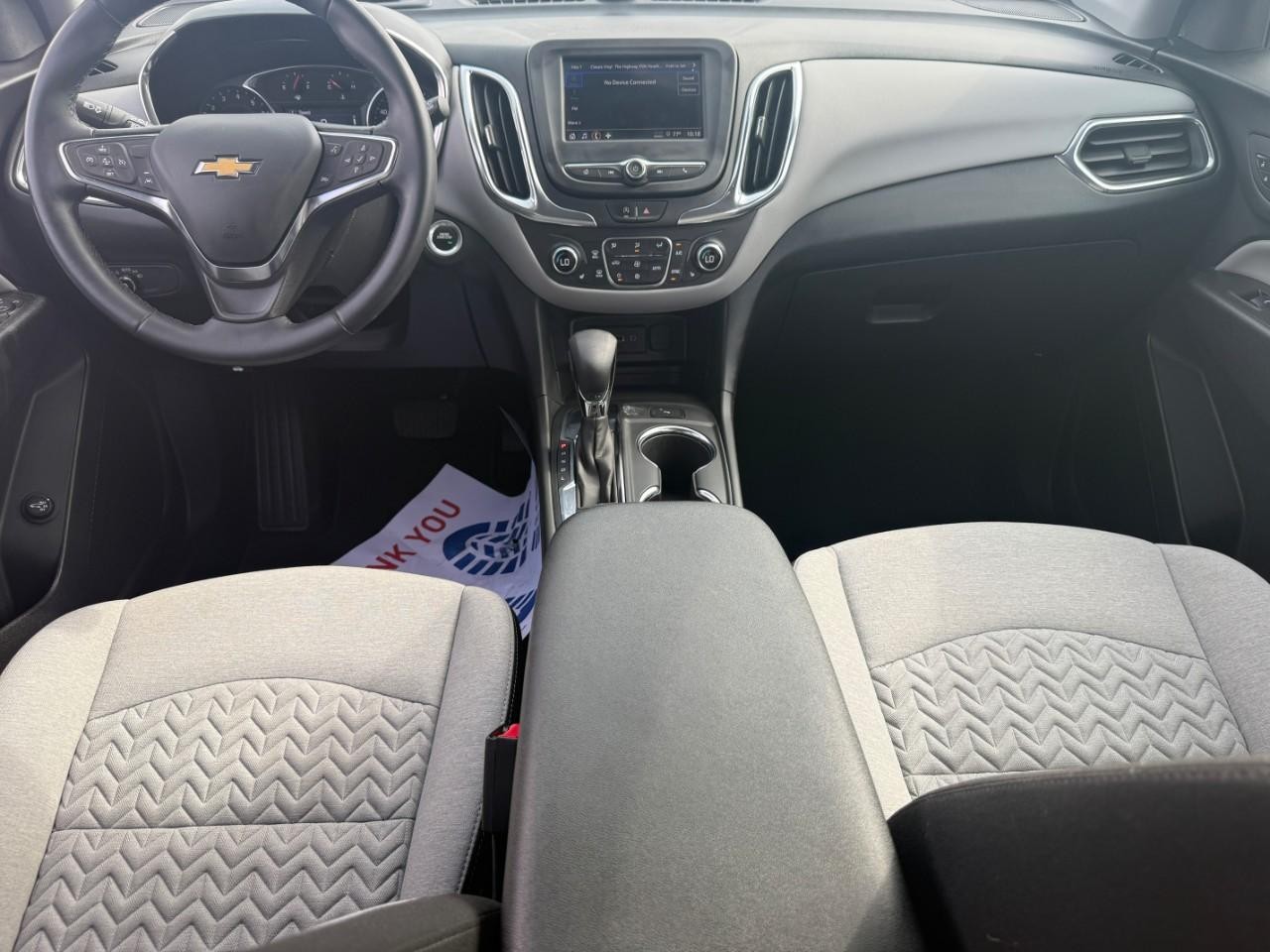 Chevrolet Equinox Vehicle Full-screen Gallery Image 11