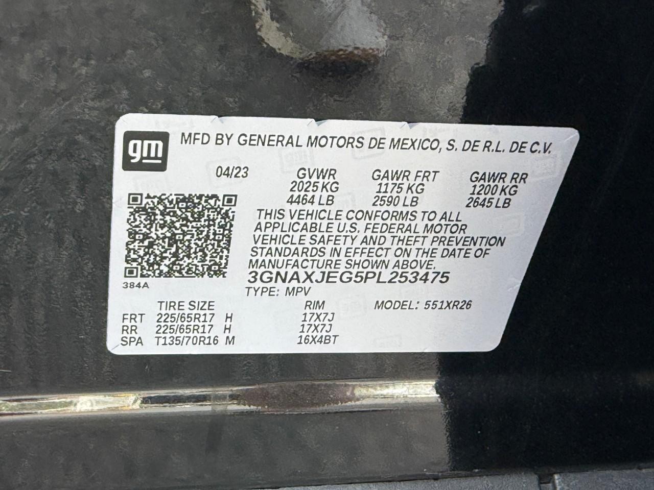 Chevrolet Equinox Vehicle Full-screen Gallery Image 24