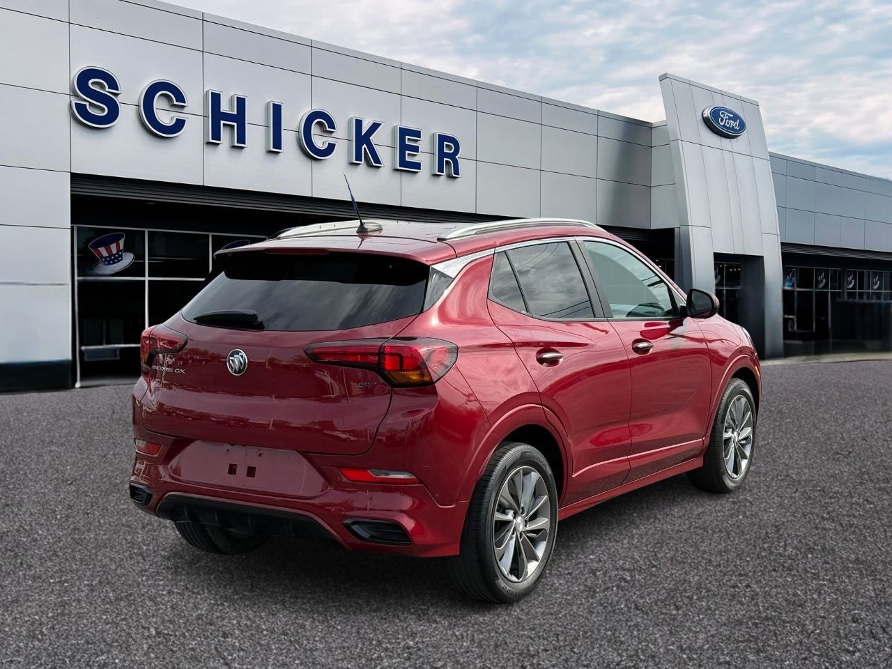 Buick Encore GX Vehicle Full-screen Gallery Image 02