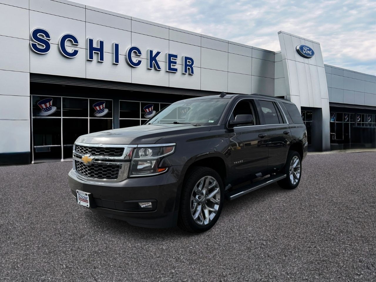 Chevrolet Tahoe Vehicle Full-screen Gallery Image 04