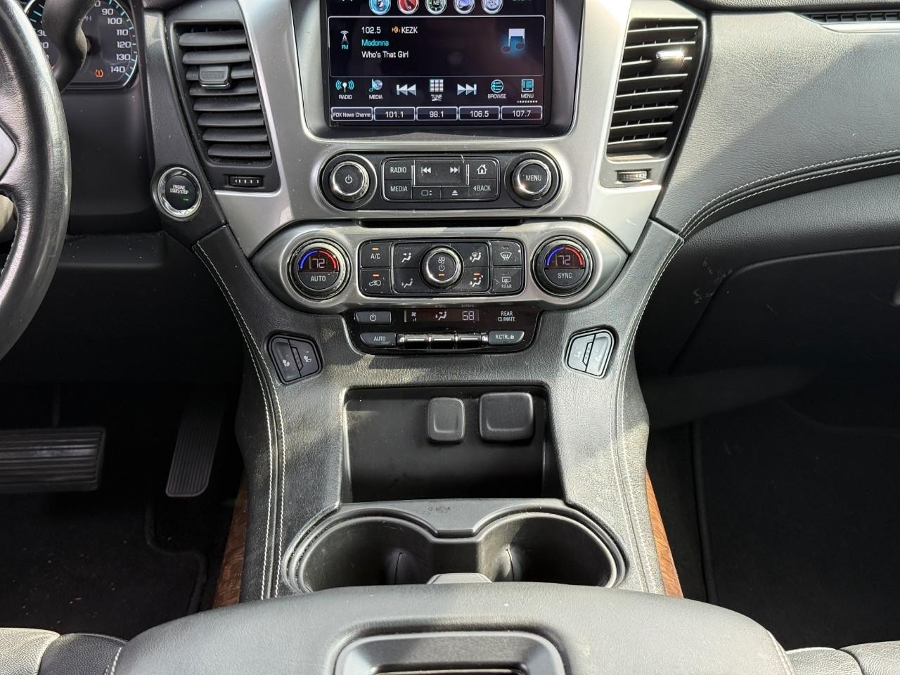 Chevrolet Tahoe Vehicle Full-screen Gallery Image 12